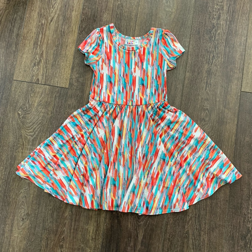 NWT Dot Dot Smile Cap Sleeve Style Dress, Colorful Print, SIZE 3/4